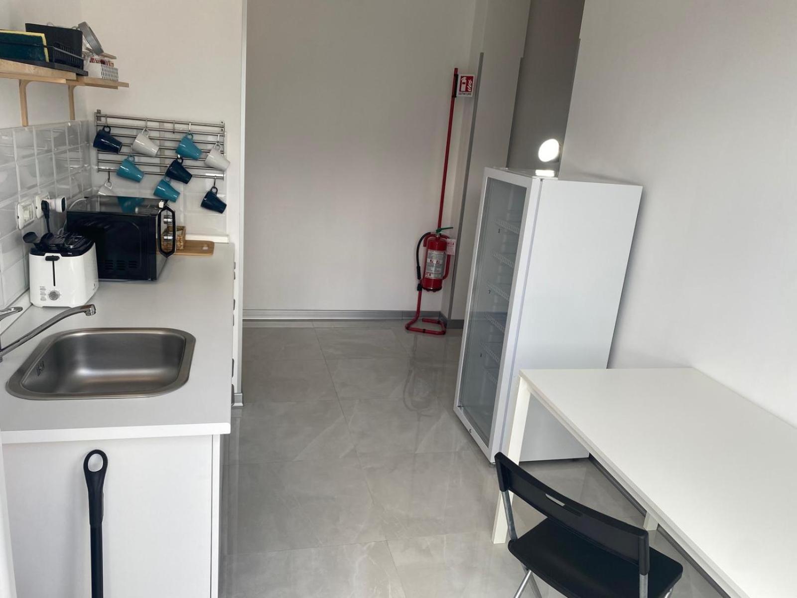 Travelershome Ciampino Airport Guesthouse 600M To Airport Екстериор снимка